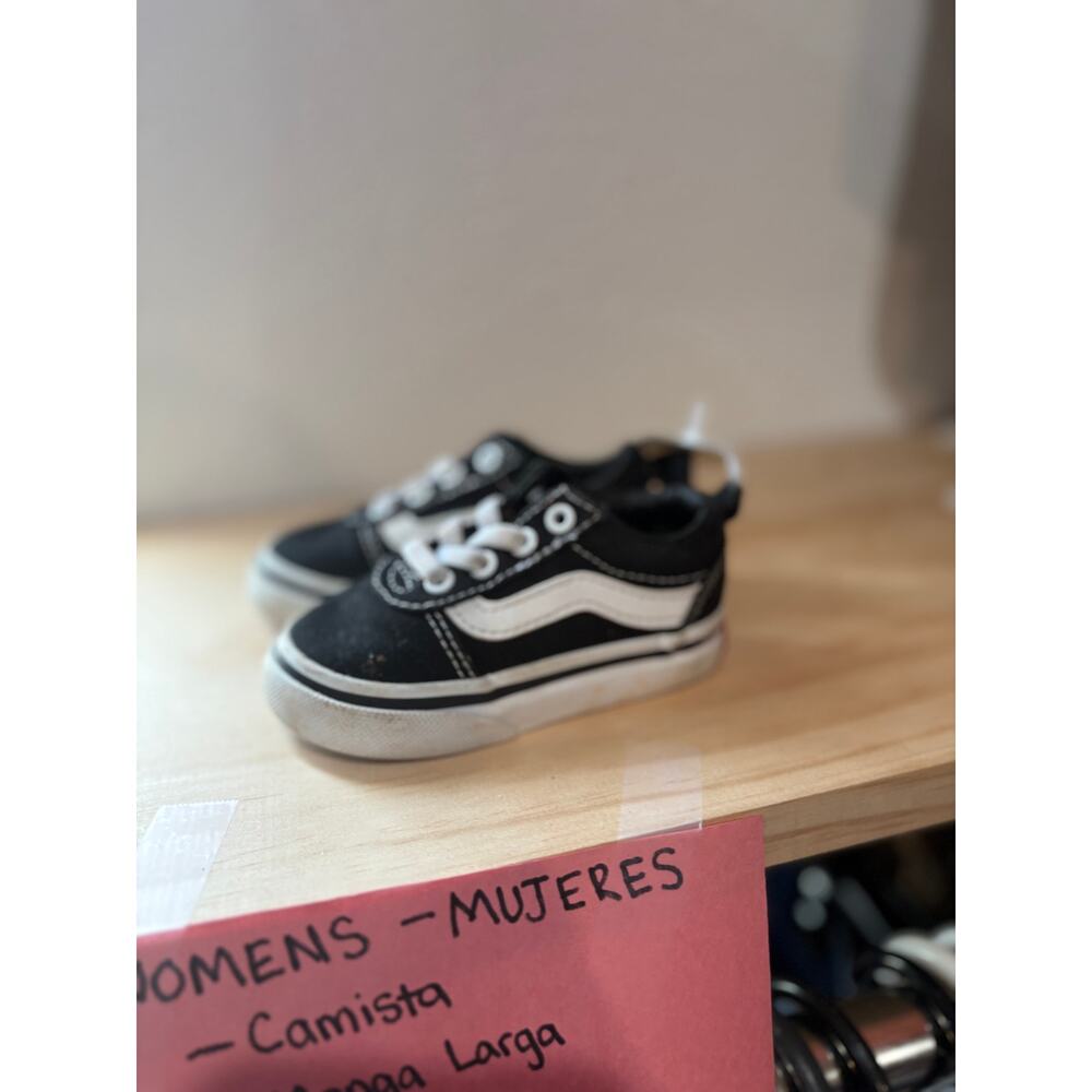 Vans Old Skool Toddler Size 5 Black White slip on Lace Up Sneakers Kids Shoes